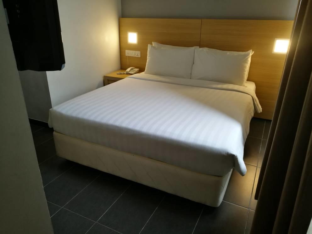 Hotel Seri Perkasa Кота Кинабалу Екстериор снимка