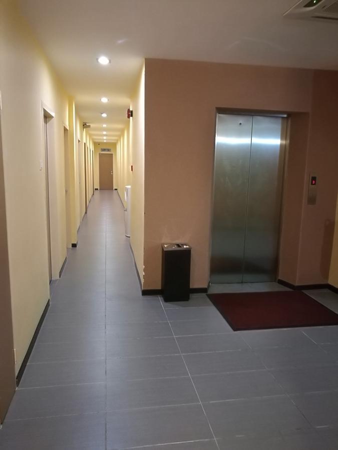 Hotel Seri Perkasa Кота Кинабалу Екстериор снимка