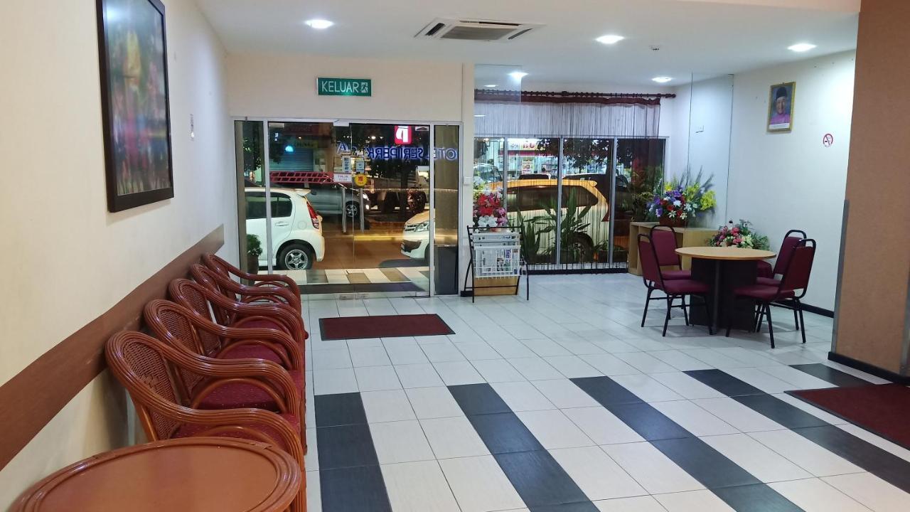 Hotel Seri Perkasa Кота Кинабалу Екстериор снимка